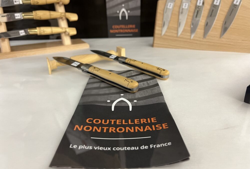 exposition de couteaux Nontron « Noël en cadeau artisanal » Limoges