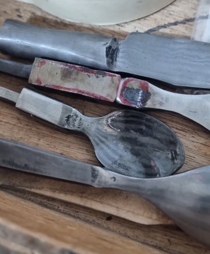 nouvelle ménagère coutellerie Nontronnaise