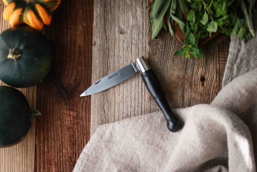 acheter un couteau de poche Nontron homme pour la saint valentin