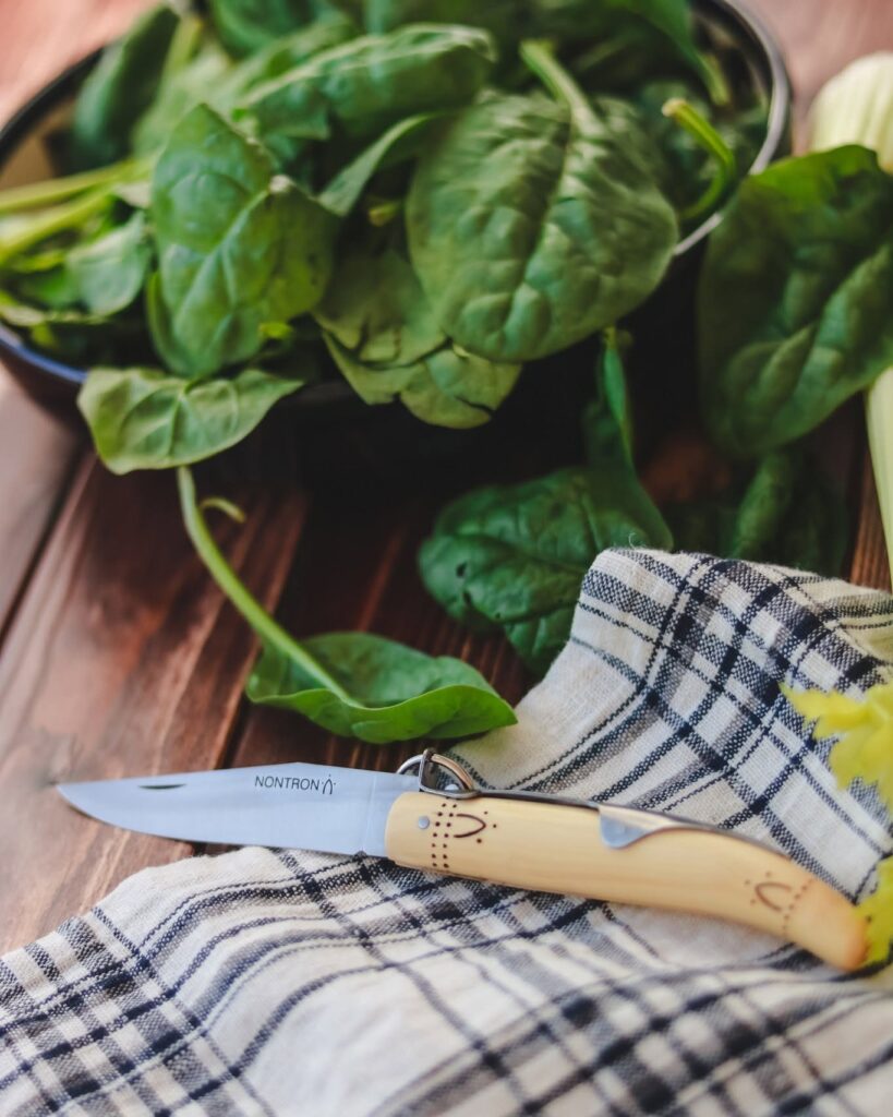 Retrouvez nos couteaux pliants traditionnels
